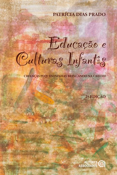 Educação e culturas infantis crianças pequenininhas brincando na creche